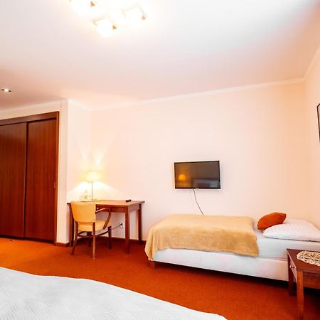 Golf Hotel Austerlitz Exterior foto